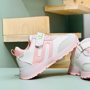 خرید اینترنتی قیمت کتونی بچگانه چراغدار طرح S برند Kids کد 4022705