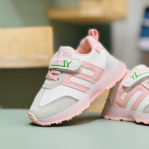 خرید انلاین کتونی بچگانه چراغدار طرح S برند Kids کد 4022705