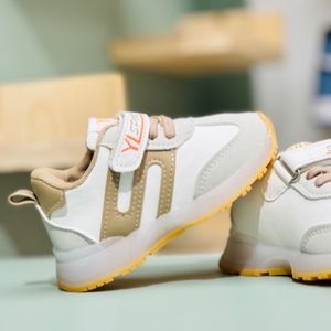 قیمت ارزان کتونی بچگانه چراغدار طرح S برند Kids کد 4022705