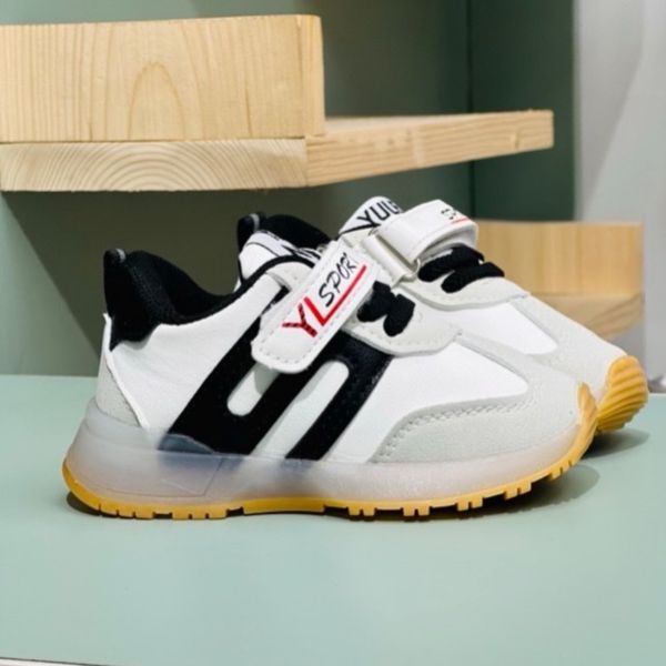 کتونی بچگانه چراغدار طرح S برند Kids کد 4022705