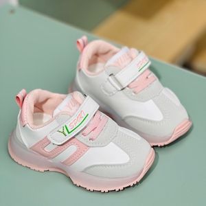 خرید اینترنتی قیمت کتونی بچگانه چراغدار طرح S برند Kids کد 4022705