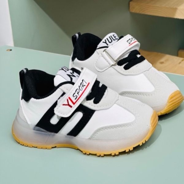 کتونی بچگانه چراغدار طرح S برند Kids کد 4022705