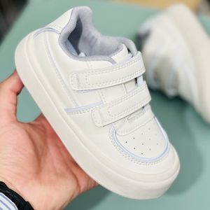 خرید اینترنتی قیمت ونس بچگانه طرح دو چسب برند Ltduck کد 4022401