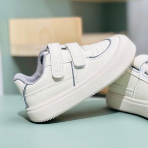 خرید اینترنتی قیمت ونس بچگانه طرح دو چسب برند Ltduck کد 4022401