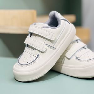 خرید اینترنتی قیمت ونس بچگانه طرح دو چسب برند Ltduck کد 4022401