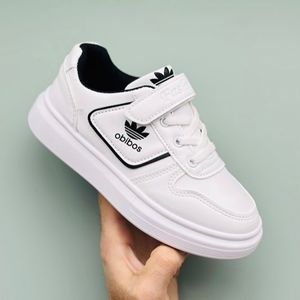 خرید اینترنتی قیمت ونس بچگانه طرح آدیداس برند K-Z کد 113001