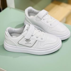 خرید اینترنتی قیمت ونس بچگانه طرح آدیداس برند K-Z کد 113001