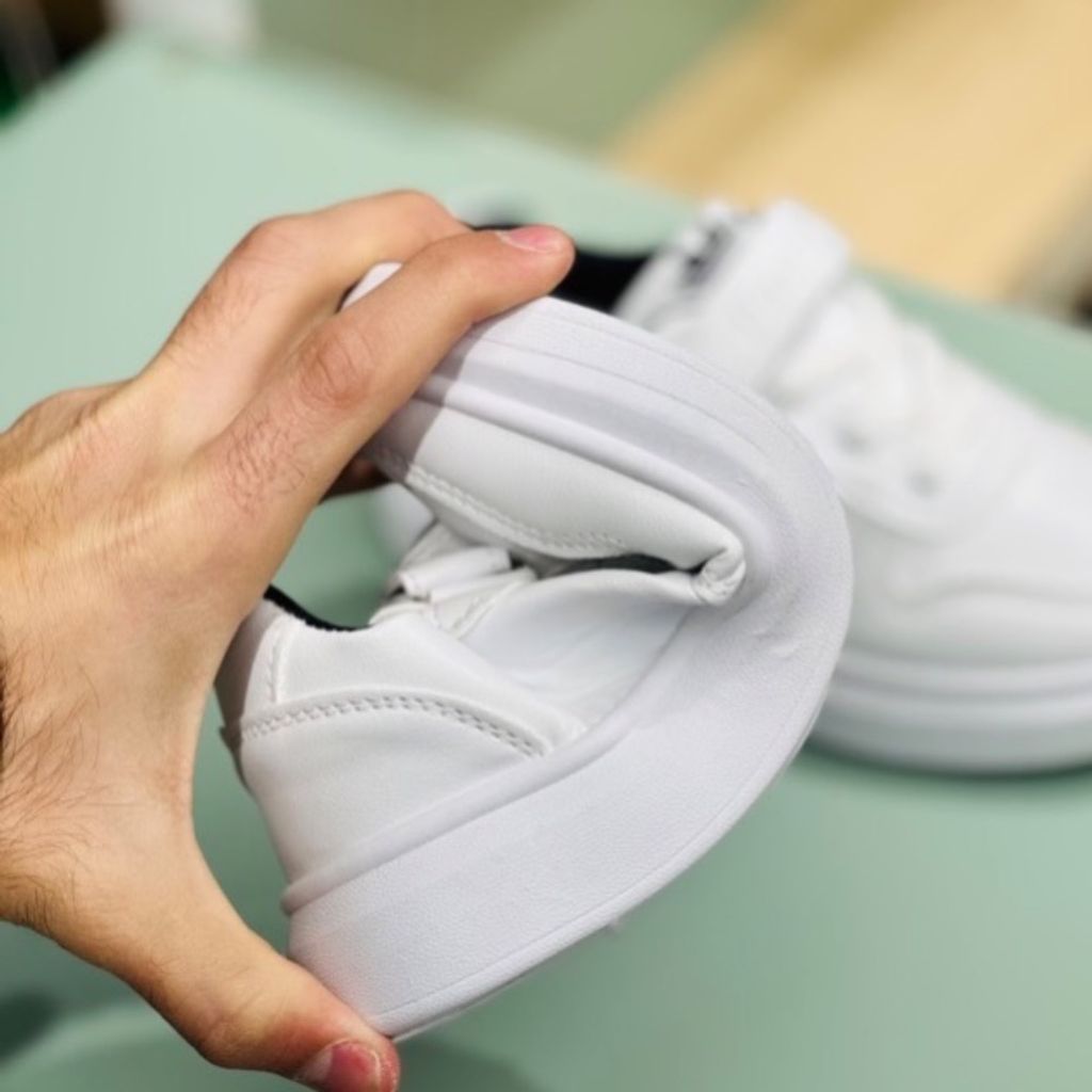 مشخصات ونس بچگانه طرح آدیداس برند K-Z کد 113001