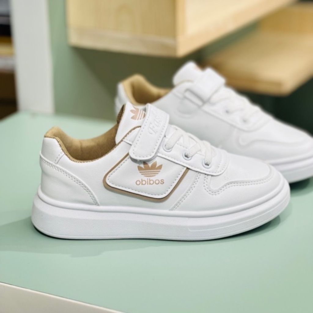 خرید اینترنتی ونس بچگانه طرح آدیداس برند K-Z کد 113001