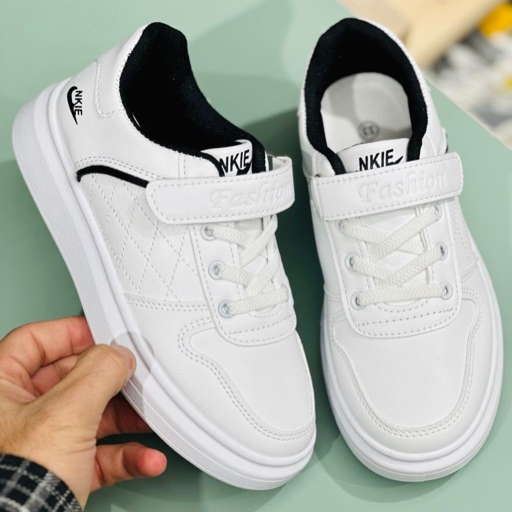 خرید اینترنتی قیمت ونس بچگانه طرح نایک شنل دوزی برند K-Z کد 120102