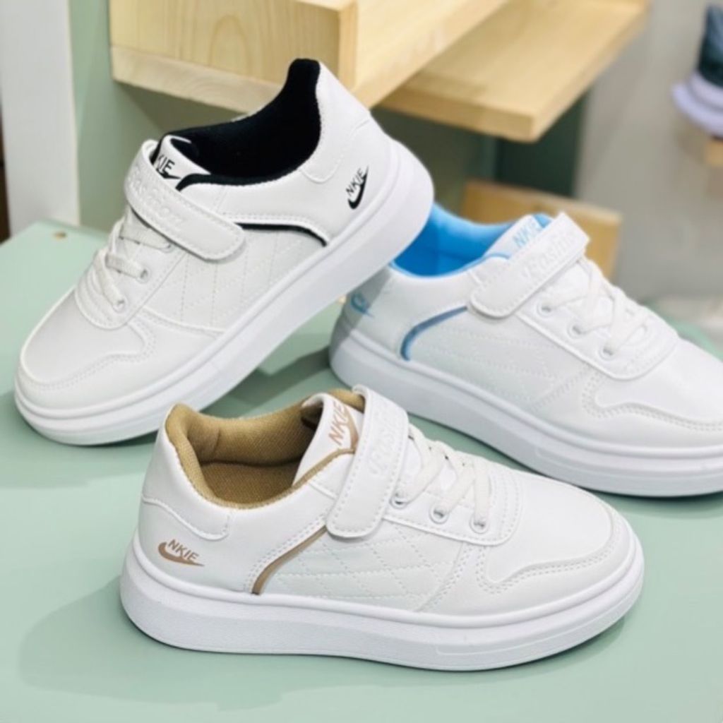 فروش اینترنتی ونس بچگانه طرح نایک شنل دوزی برند K-Z کد 120102