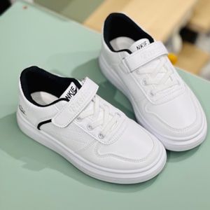 خرید انلاین ونس بچگانه طرح نایک شنل دوزی برند K-Z کد 120102