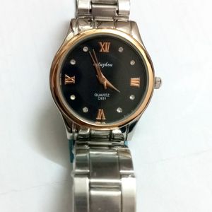 مشخصات ساعت صفحه مشکی زنانه