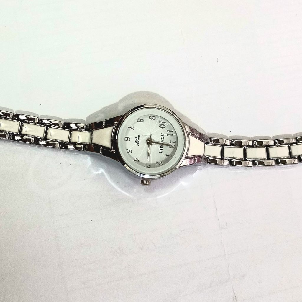 خرید اینترنتی ساعت صدفی سفید زنانه