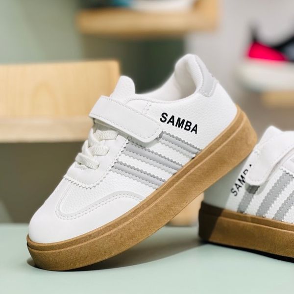 ونس بچگانه وارداتی طرح سامبا سه خط برند Kids کد 4033102