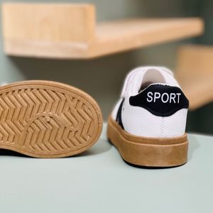 خرید اینترنتی قیمت ونس بچگانه وارداتی طرح سامبا سه خط برند Kids کد 4033102