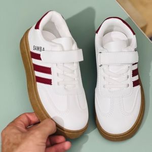 قیمت ارزان ونس بچگانه وارداتی طرح سامبا سه خط برند Kids کد 4033102