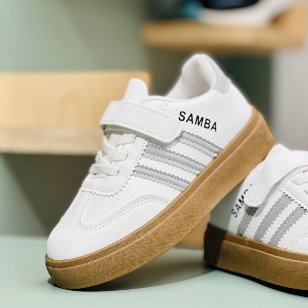 خرید اینترنتی قیمت ونس بچگانه وارداتی طرح سامبا سه خط برند Kids کد 4033102