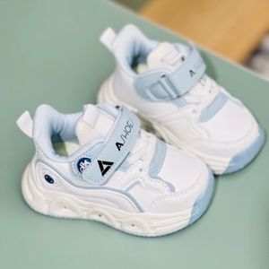 خرید انلاین کتونی بچگانه طرح دات برند Ashoes کد 4032003