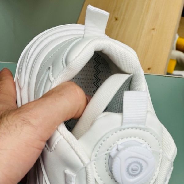 کتونی بچگانه  زیپلاینی white برند murche کد 4030303