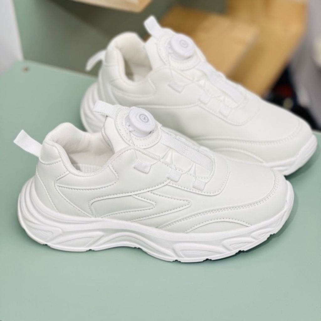 قیمت ارزان کتونی بچگانه  زیپلاینی white برند murche کد 4030303