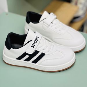 خرید اینترنتی قیمت ونس بچگانه  طرح Hi برند Toobaco کد 4022703