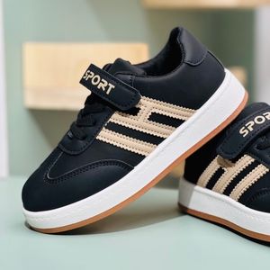 خرید اینترنتی قیمت ونس بچگانه  طرح Hi برند Toobaco کد 4022703