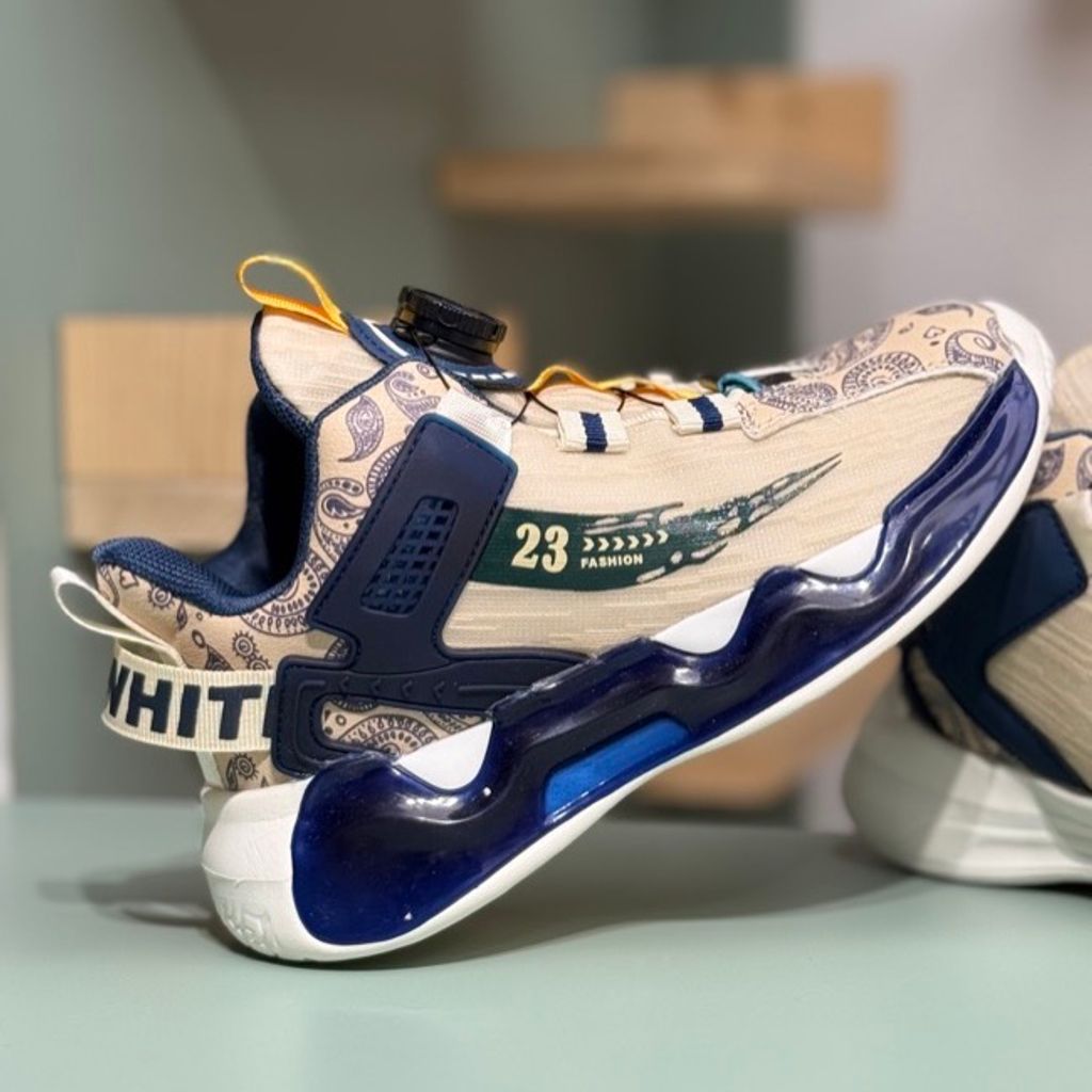 خرید اینترنتی قیمت کتونی بچگانه طرح ترمه کد 4053001