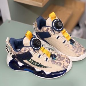 خرید اینترنتی کتونی بچگانه طرح ترمه کد 4053001