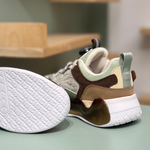 کتونی بچگانه طرح آبرنگی کد 4052902