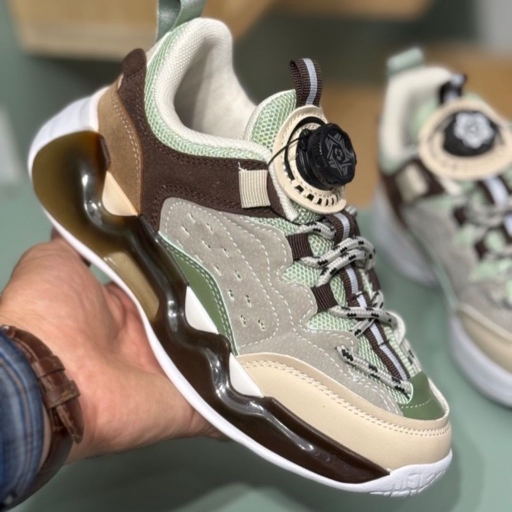 مشخصات کتونی بچگانه طرح آبرنگی کد 4052902