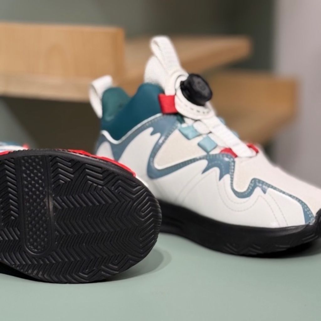 خرید آنلاین کتونی بچگانه طرح بسکتبالی کد 4052904