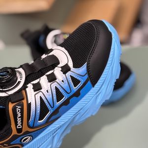 خرید اینترنتی قیمت کتونی بچگانه طرح Deerway برند Wkids کد 4060402