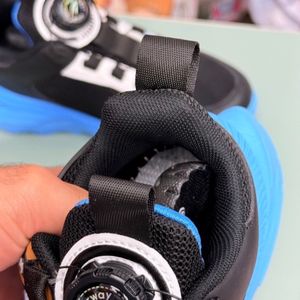 خرید انلاین کتونی بچگانه طرح Deerway برند Wkids کد 4060402