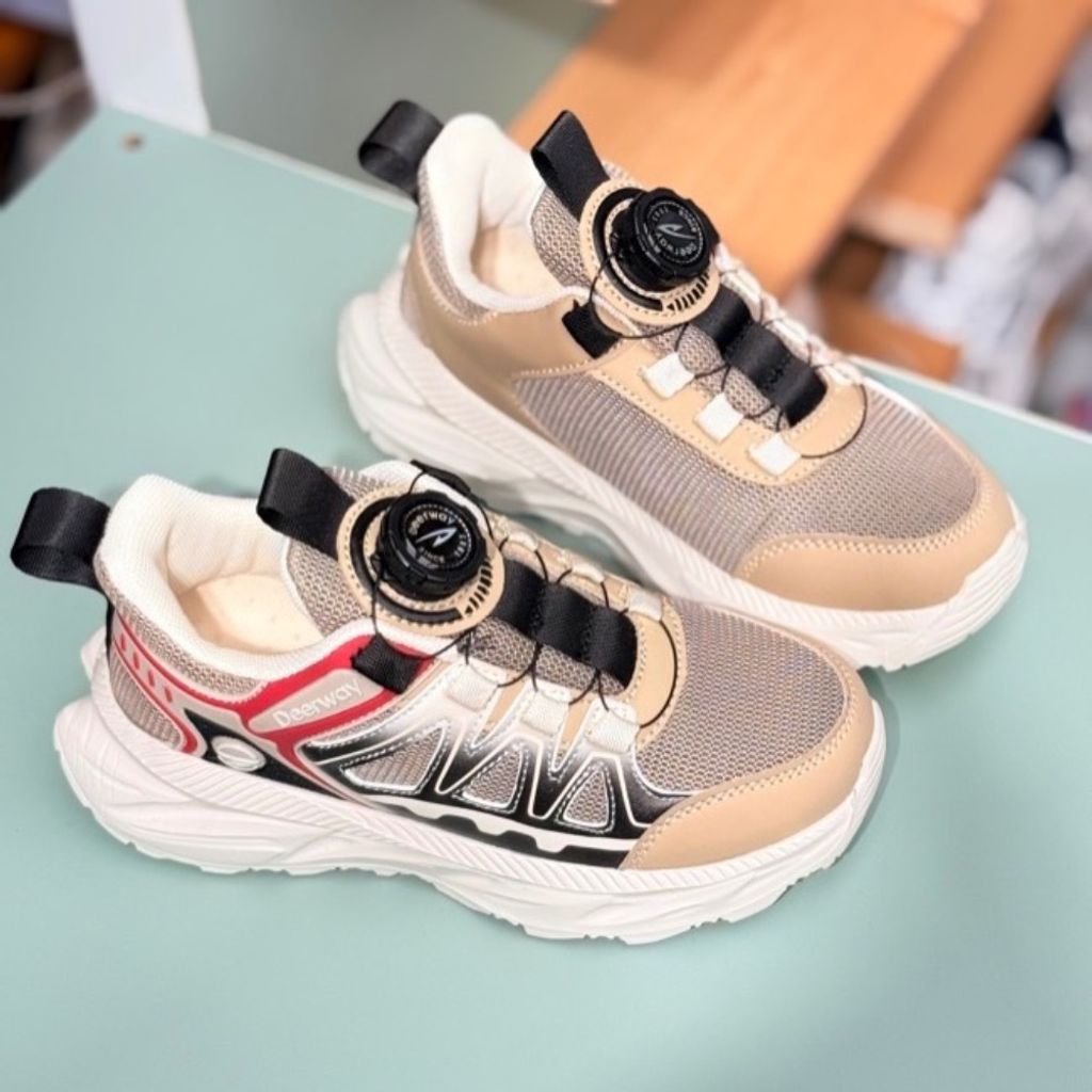 خرید آنلاین کتونی بچگانه طرح Deerway برند Wkids کد 4060402