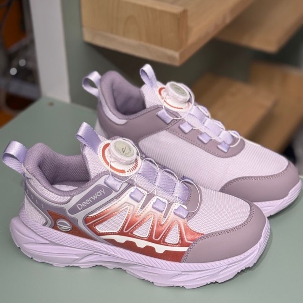 خرید اینترنتی قیمت کتونی بچگانه طرح Deerway برند Wkids کد 4060402