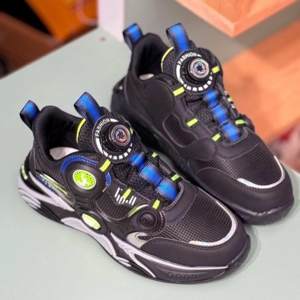 مشخصات کتونی بچگانه طرح N3 برند Kids کد 4060403