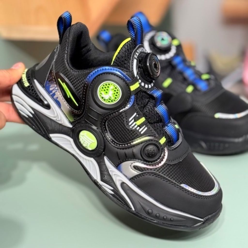 قیمت ارزان کتونی بچگانه طرح N3 برند Kids کد 4060403