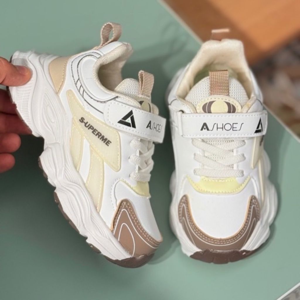 خرید انلاین کتونی بچگانه طرح Superme برند Ashoes کد 4060404