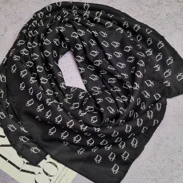 روسری نخ حریر کد 1142