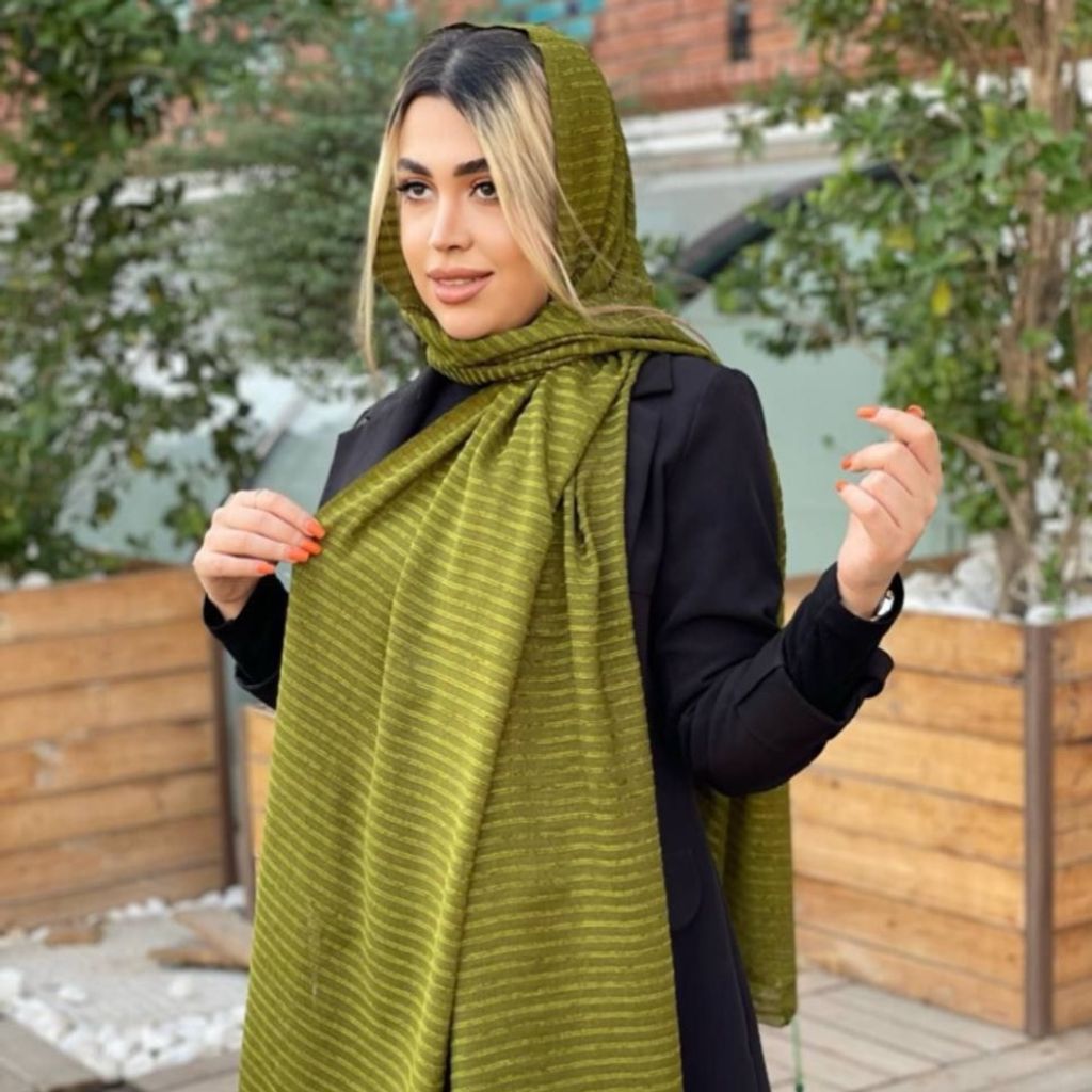 خرید اینترنتی شال مخمل منگوله دار کد 1146