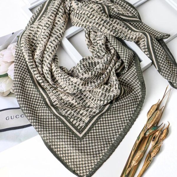 روسری حریر نخ