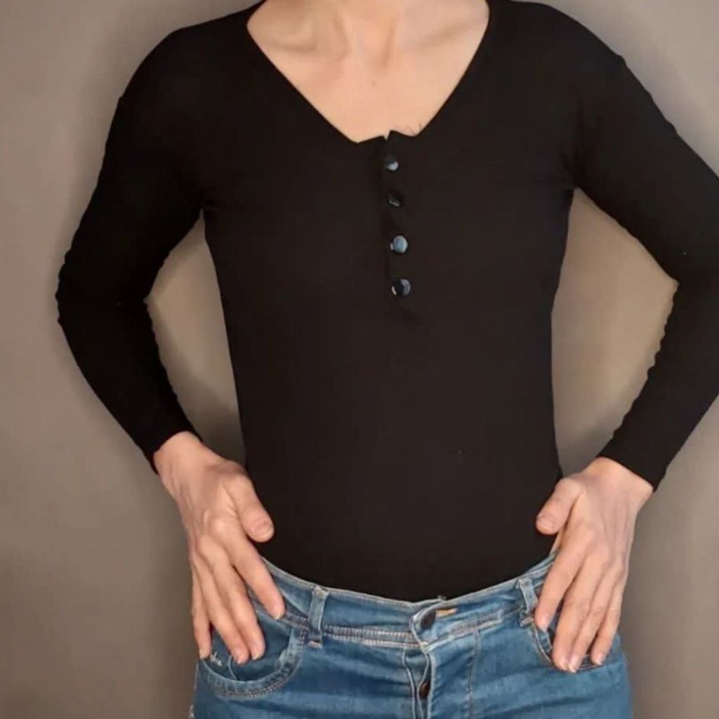 مشخصات بادی جلو دکمه