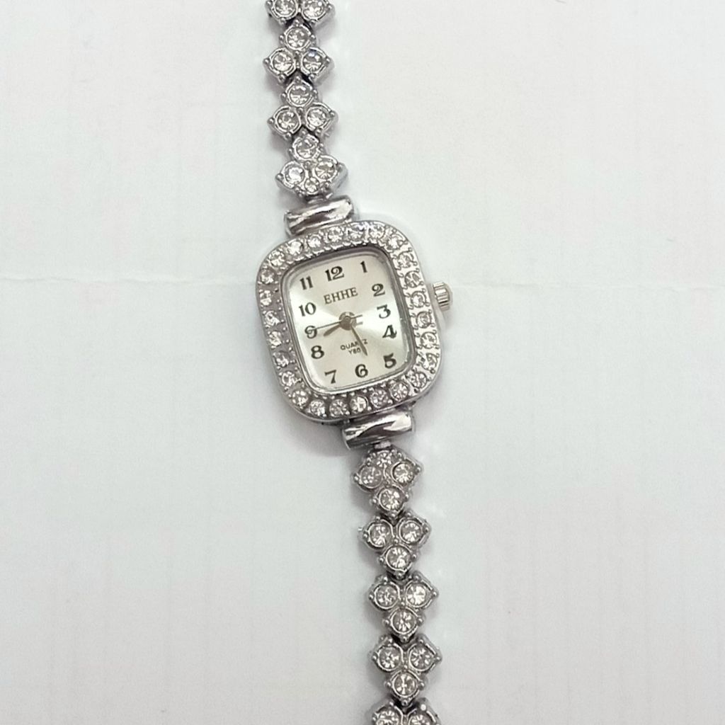 خرید انلاین ساعت طرح جواهری