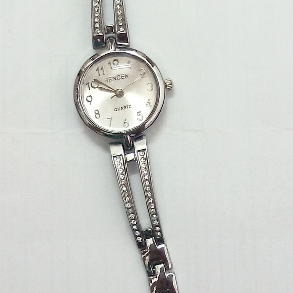 ساعت زنانه زیبا