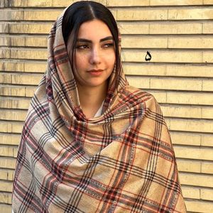 مشخصات شال مخمل منگوله دار کد 1148