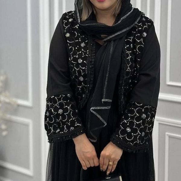 سه تیکه کت و دامن و شال