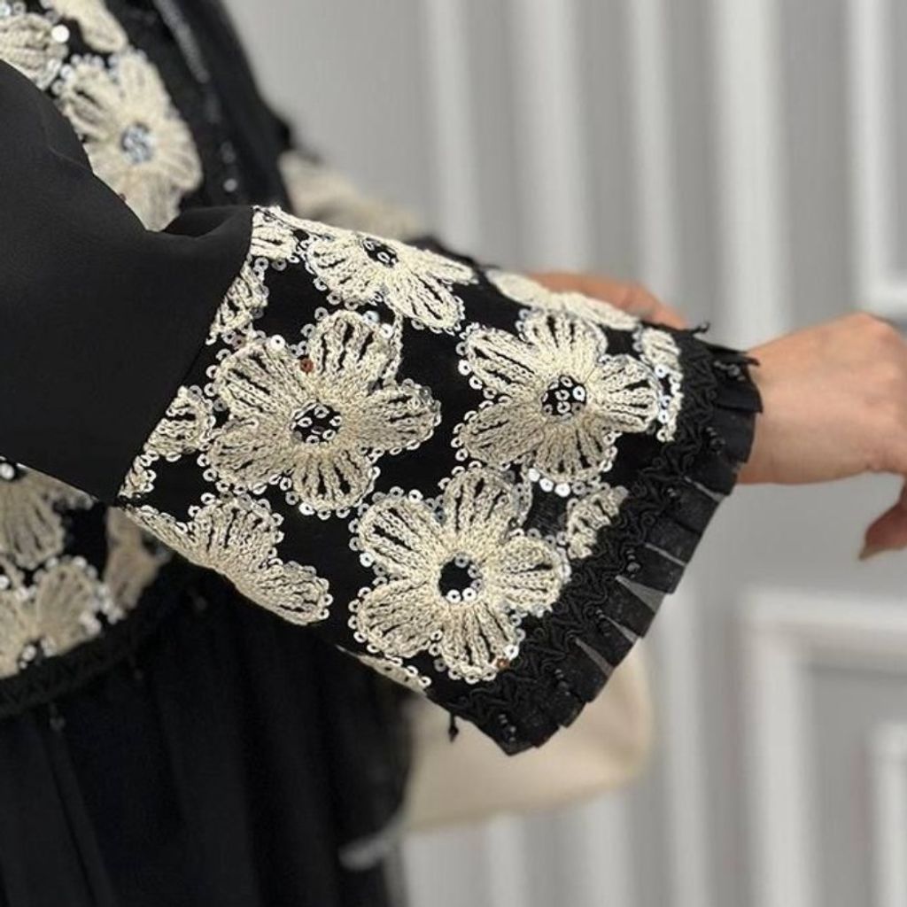 خرید اینترنتی سه تیکه کت و دامن و شال