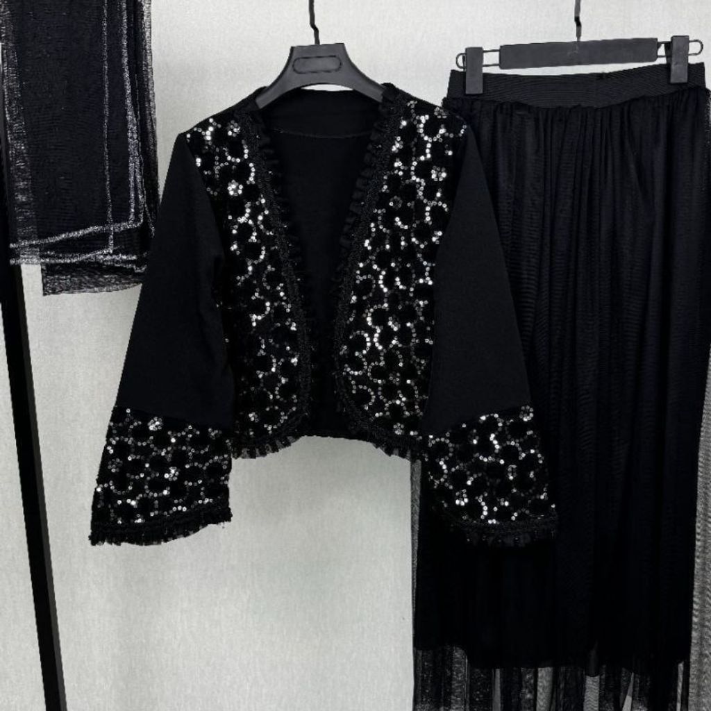 قیمت سه تیکه کت و دامن و شال