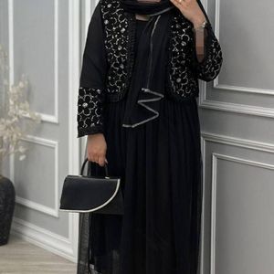 خرید اینترنتی سه تیکه کت و دامن و شال